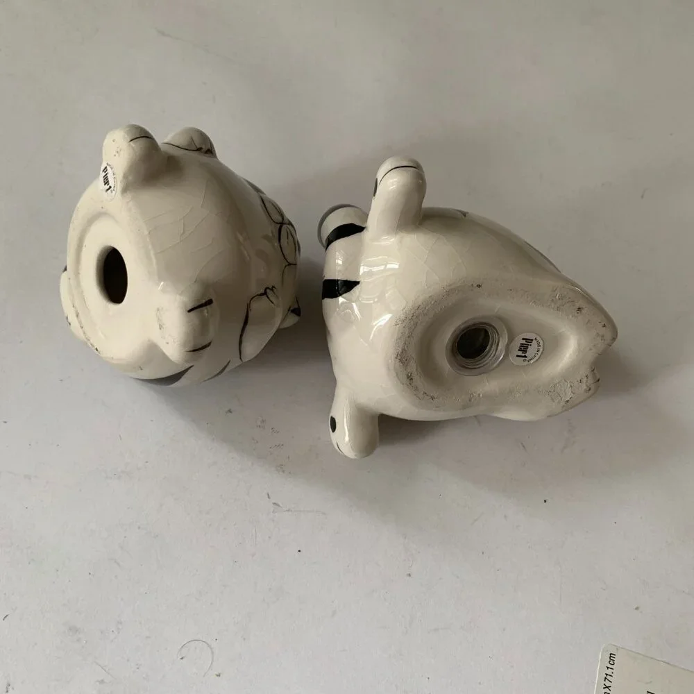 PIER 1 VINTAGE FAT CATS SALT AND PEPPER SHAKERS